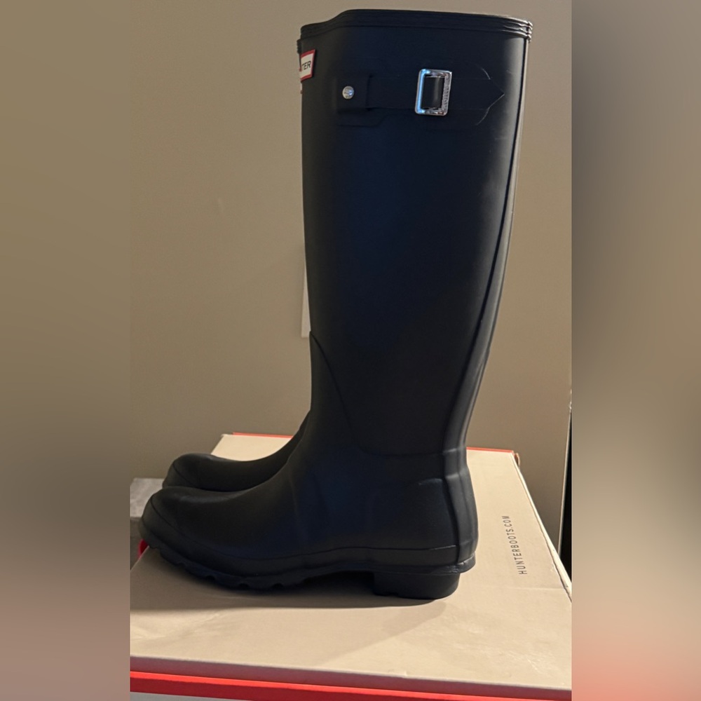 Hunter Women's Black Tall Rain Boots